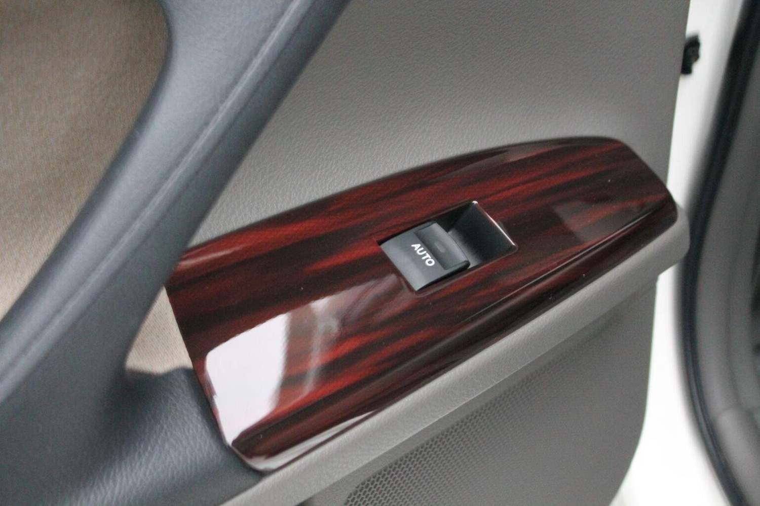 Used Toyota Mark X 2025 for sale - 77140660: Photo 45