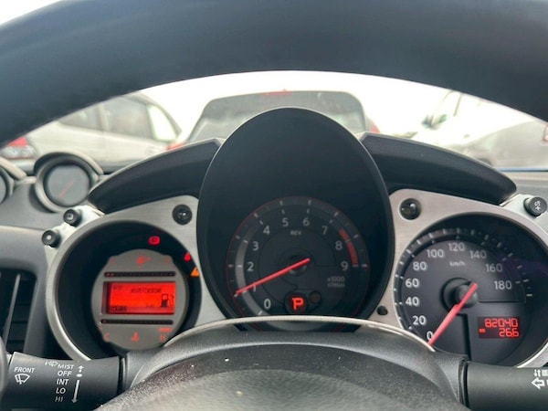 Used Nissan 370 Z 2011 for sale - 75371797: Photo 12