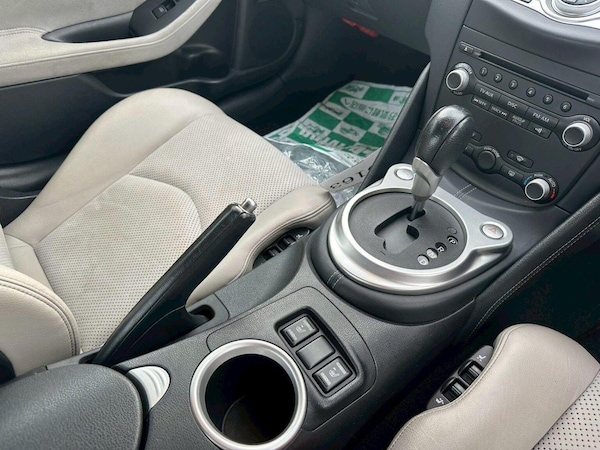 Used Nissan 370 Z 2011 for sale - 75371797: Photo 14