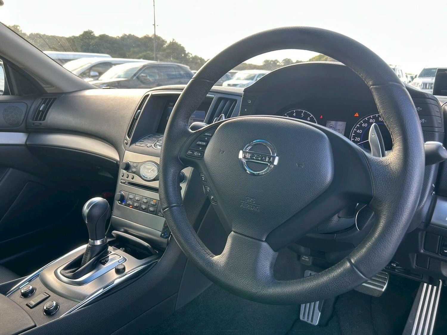 Used Nissan Skyline 2010 for sale - 76358165: Photo 3