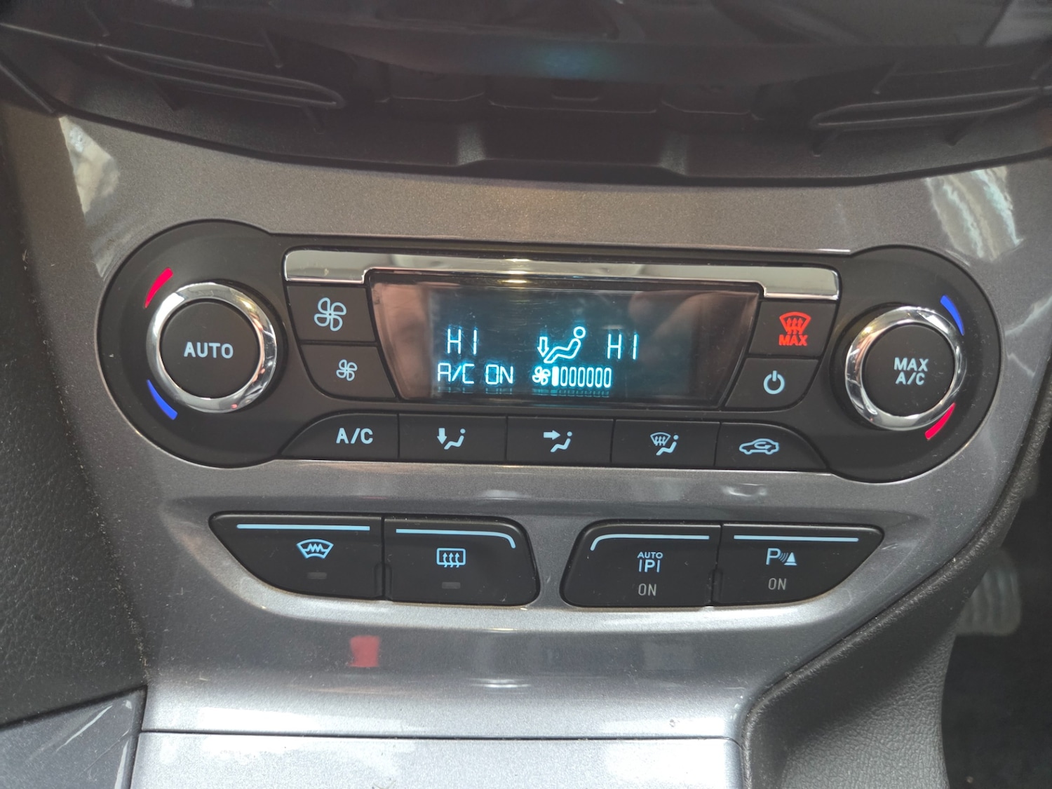 Used Ford Focus 2014 for sale - 77247628: Photo 14