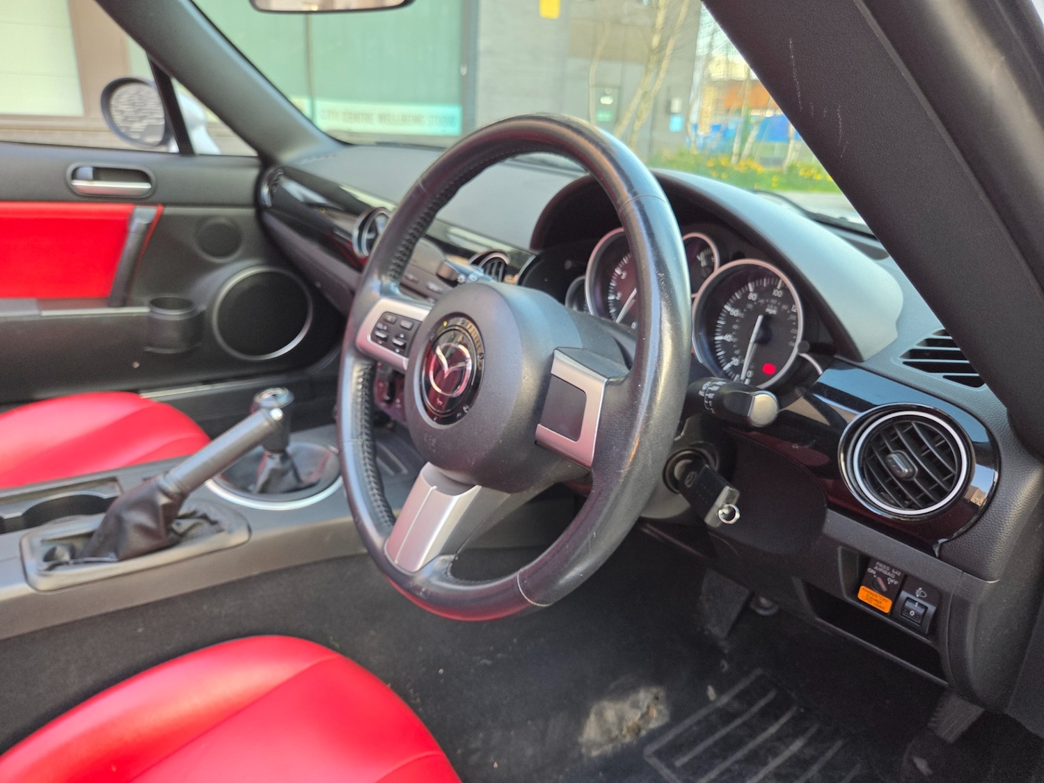 Used Mazda MX-5 2005 for sale - 77978845: Photo 13