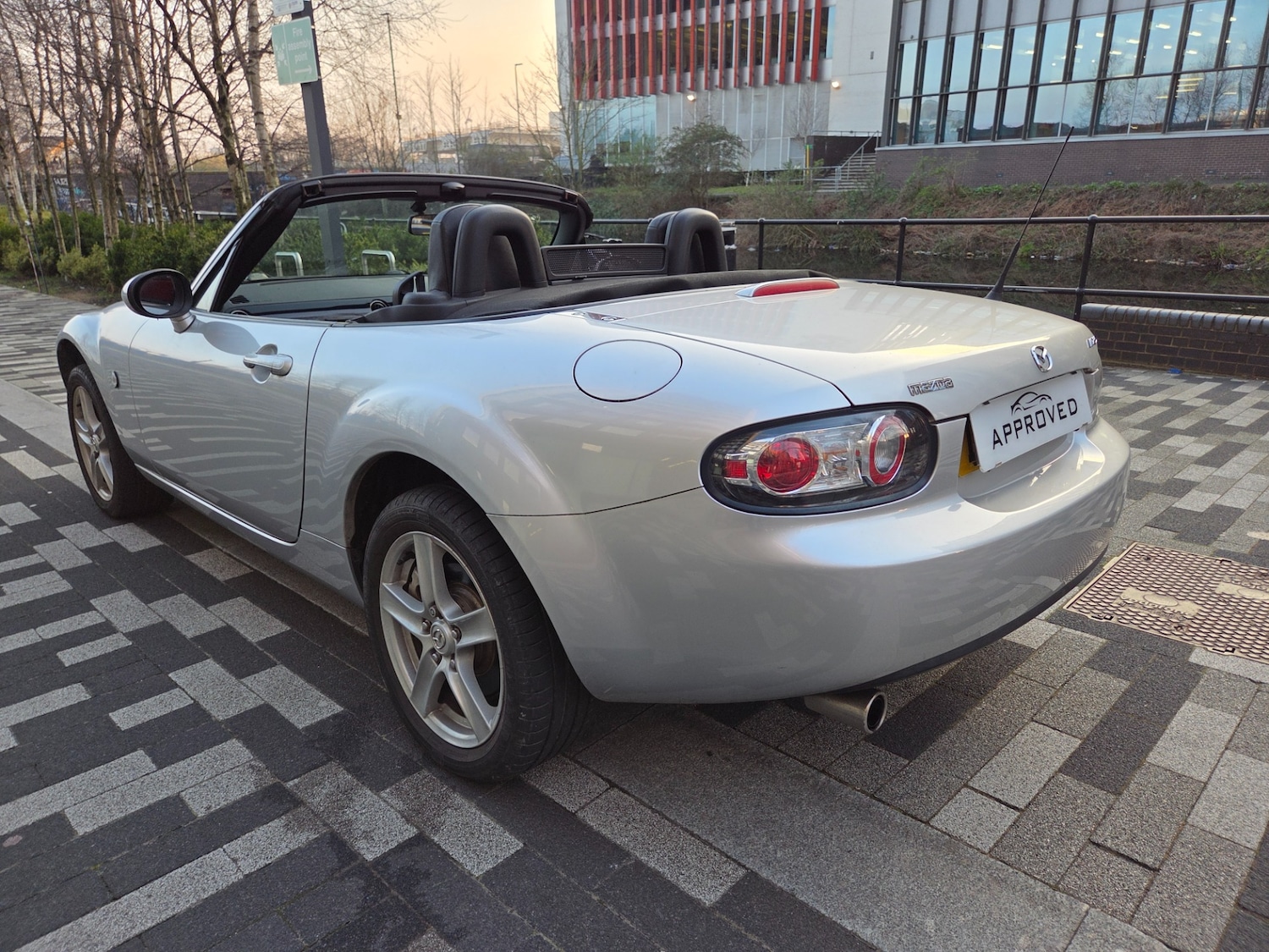 Used Mazda MX-5 2005 for sale - 77978845: Photo 3