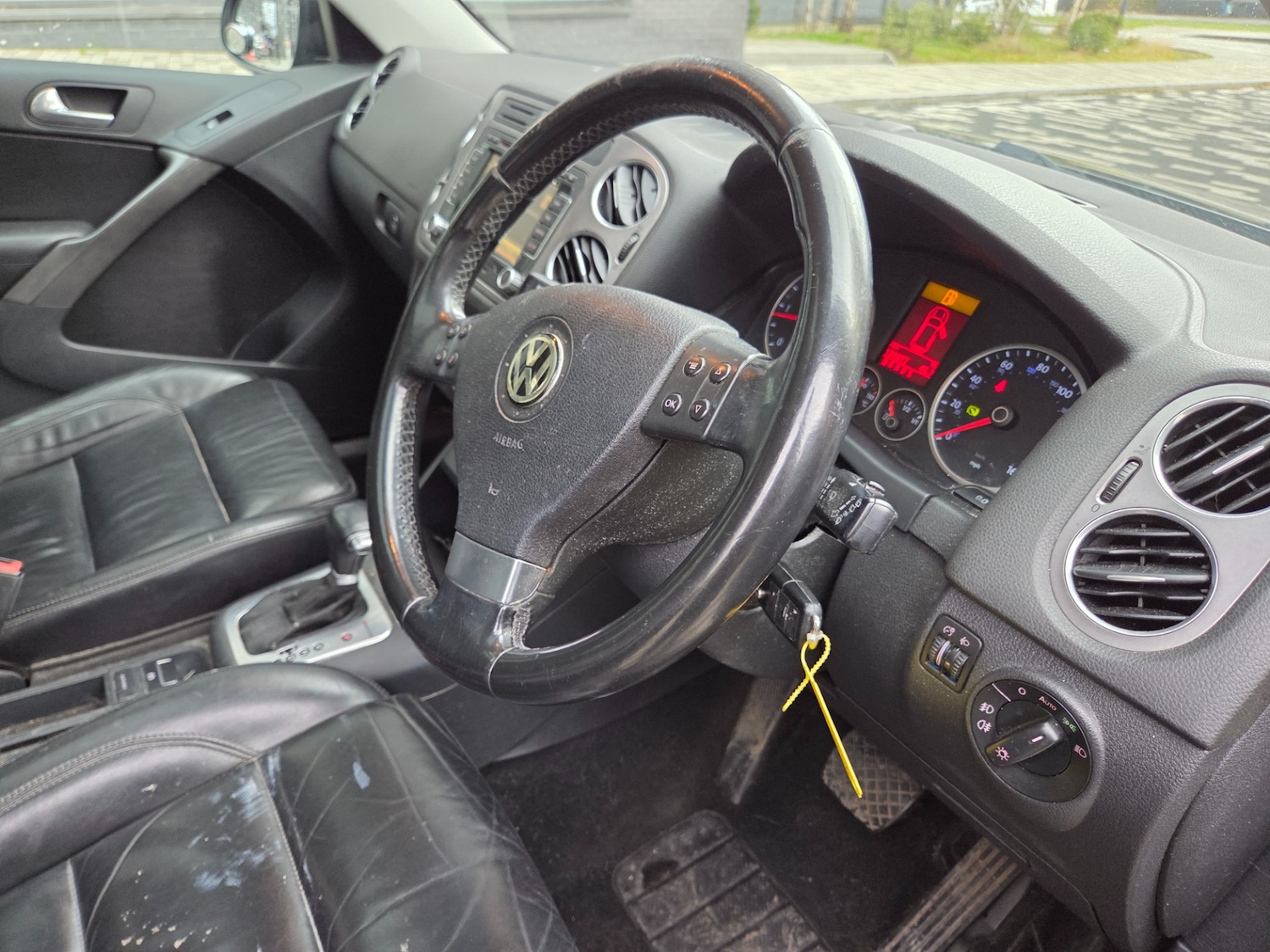 Used Volkswagen Tiguan 2008 for sale - 76730054: Photo 11