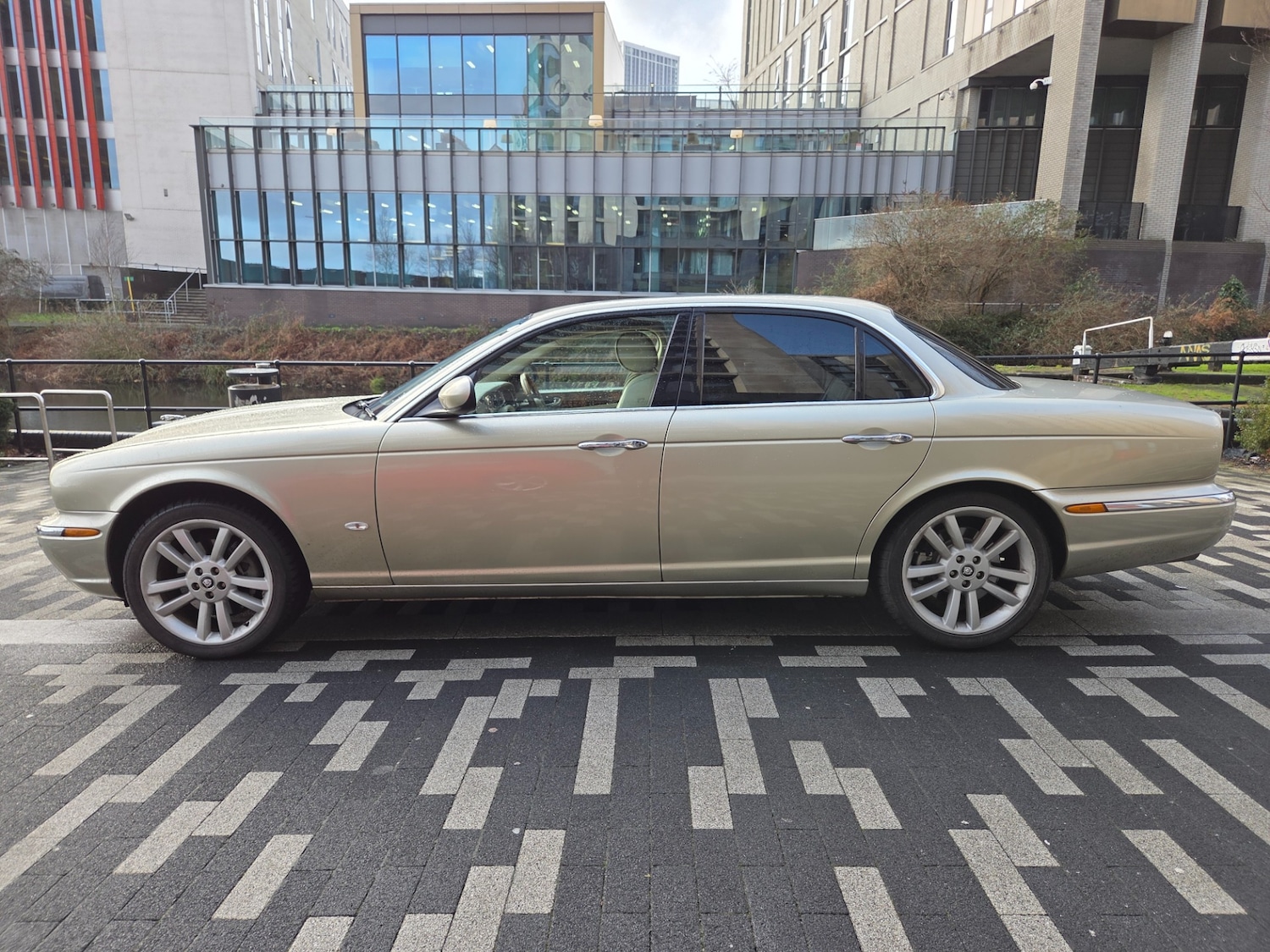 Used Jaguar XJ 2006 for sale - 77385549: Photo 1