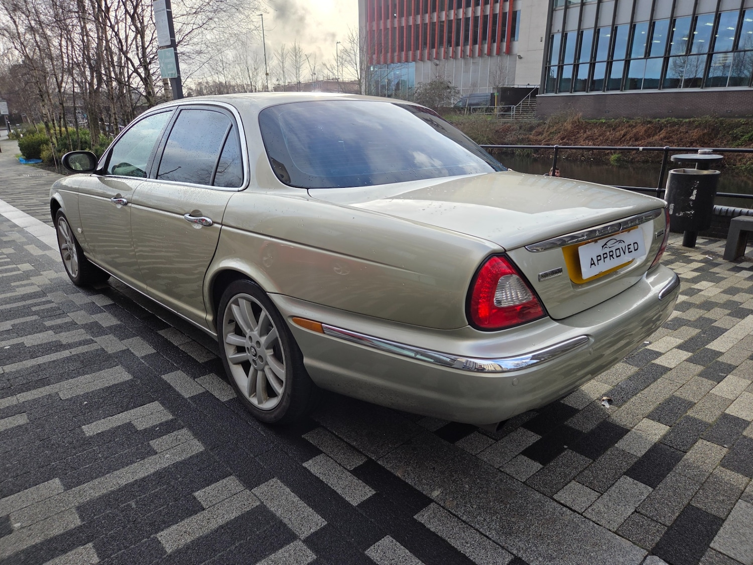Used Jaguar XJ 2006 for sale - 77385549: Photo 3