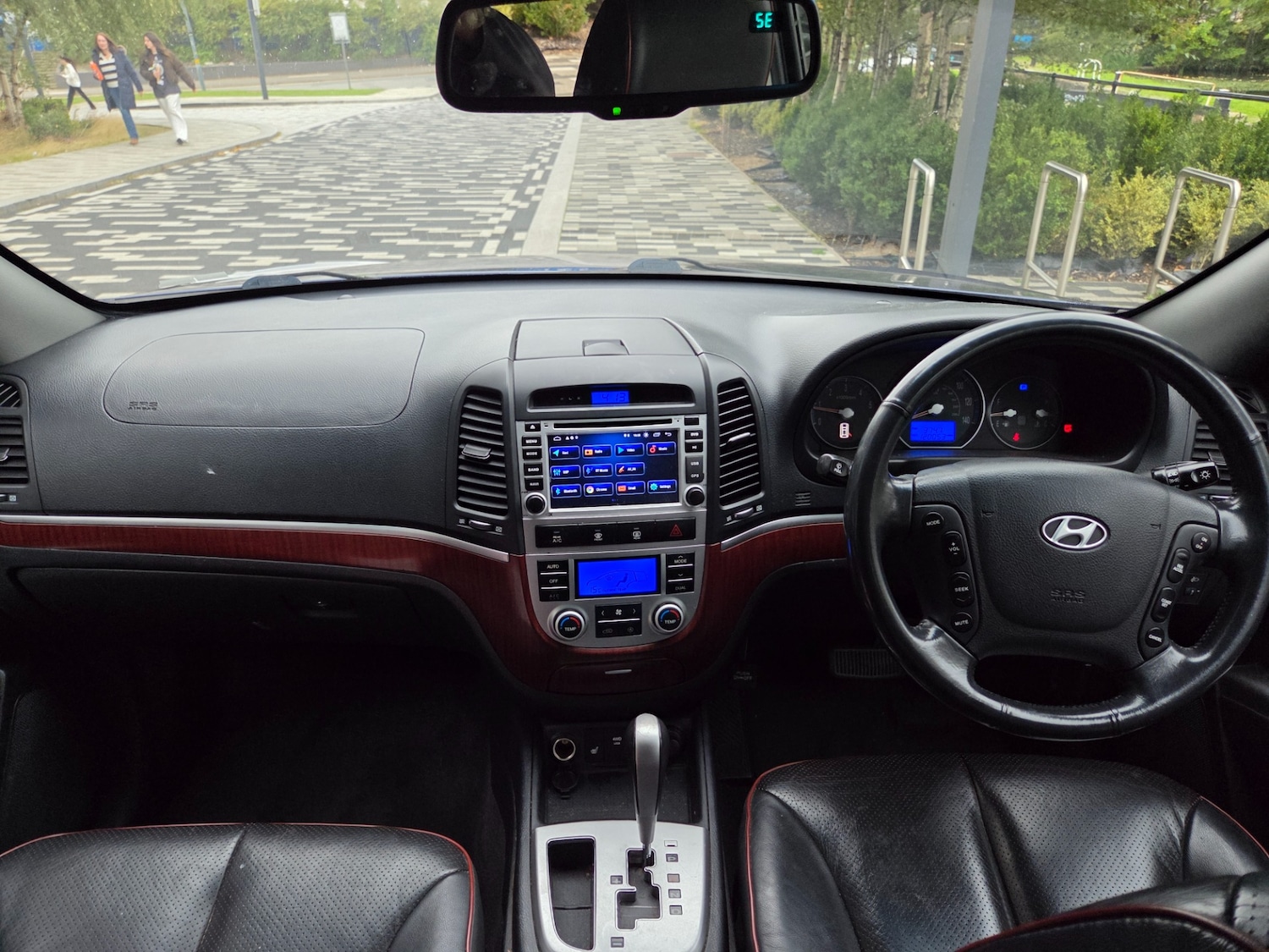 Used Hyundai Santa Fe 2007 for sale - 76093810: Photo 12