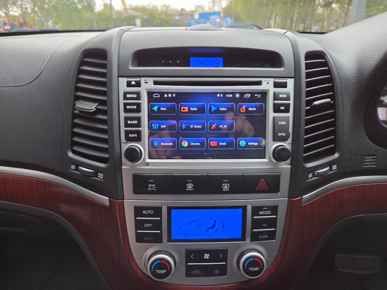 Used Hyundai Santa Fe 2007 for sale - 76093810: Photo 15