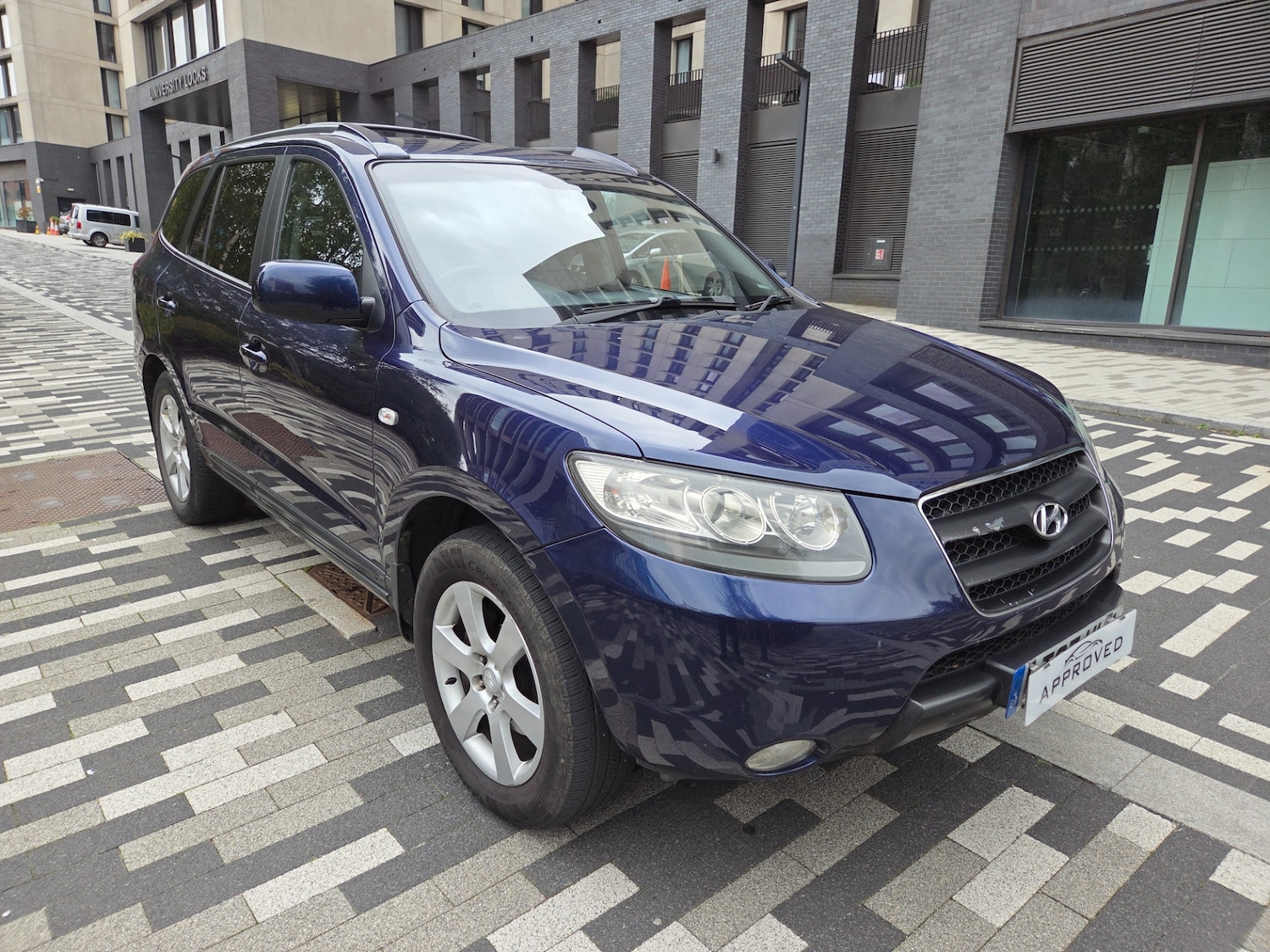 Used Hyundai Santa Fe 2007 for sale - 76093810: Photo 2