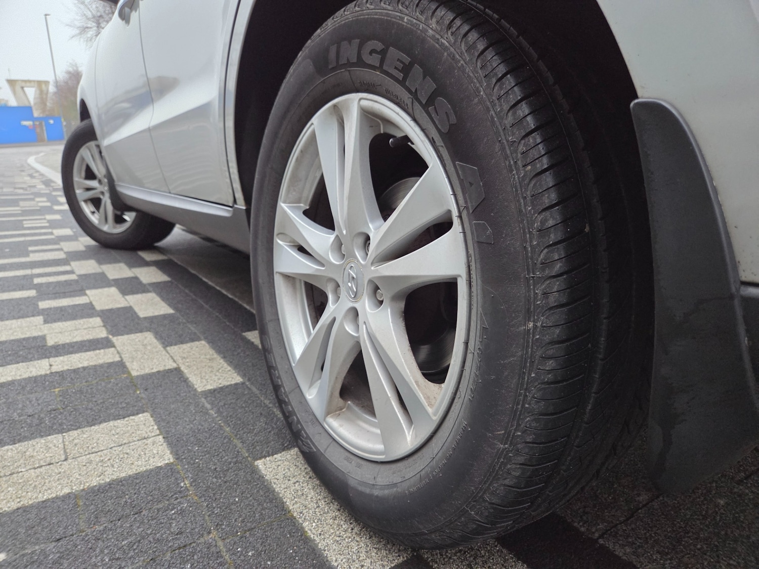 Used Hyundai Santa Fe 2010 for sale - 77142916: Photo 19