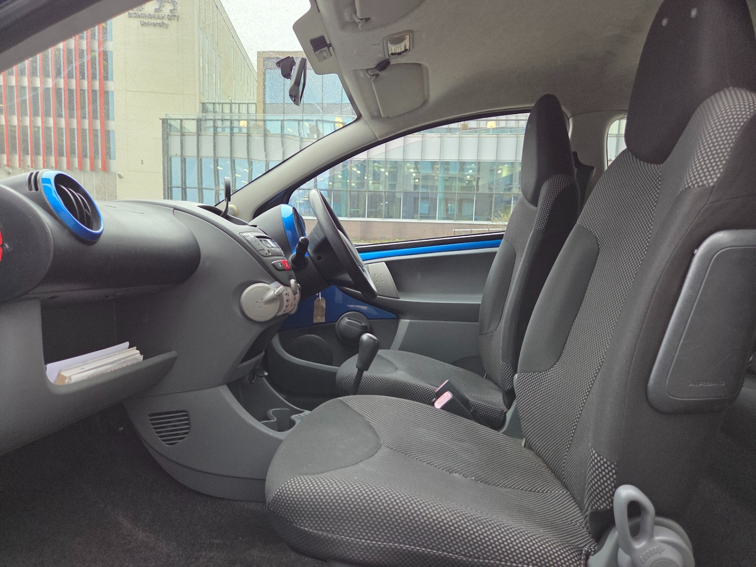 Used Toyota AYGO 2010 for sale - 77247677: Photo 8