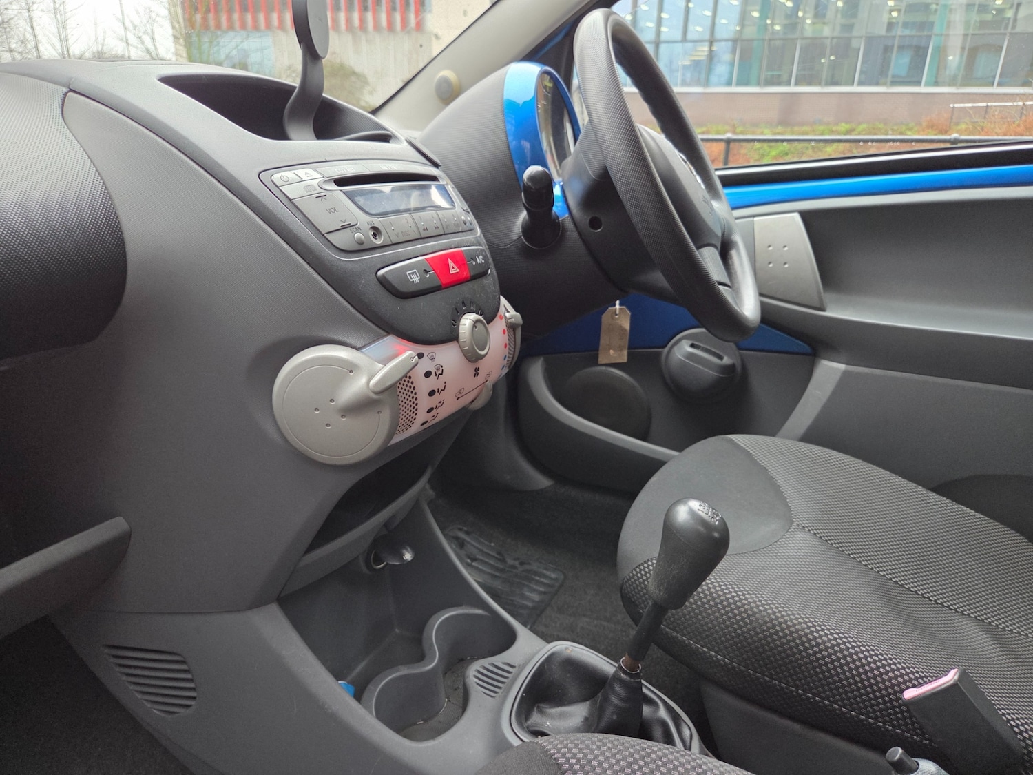 Used Toyota AYGO 2010 for sale - 77247677: Photo 9