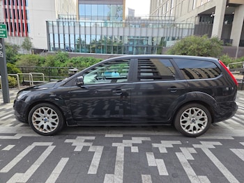 Used Ford Focus 2010 for sale - 79537782: Photo