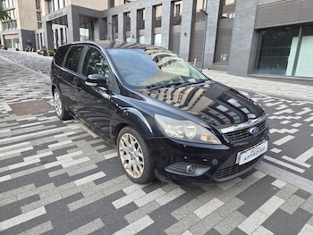 Used Ford Focus 2010 for sale - 79537782: Photo