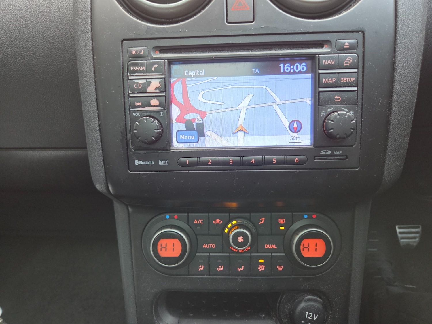 Used Nissan Qashqai 2010 for sale - 76722541: Photo 16