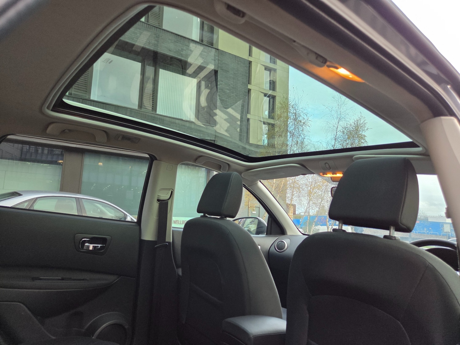 Used Nissan Qashqai 2010 for sale - 76722541: Photo 9