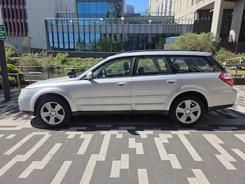 Used Subaru Outback 2007 for sale - 78354397: Photo