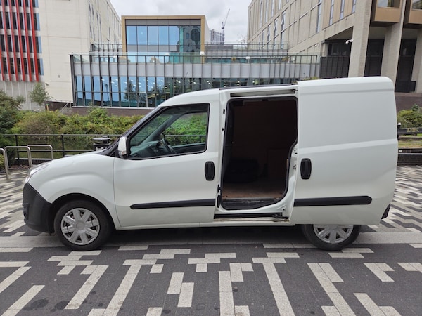 Used Vauxhall Combo 2014 for sale - 76218941: Photo 1