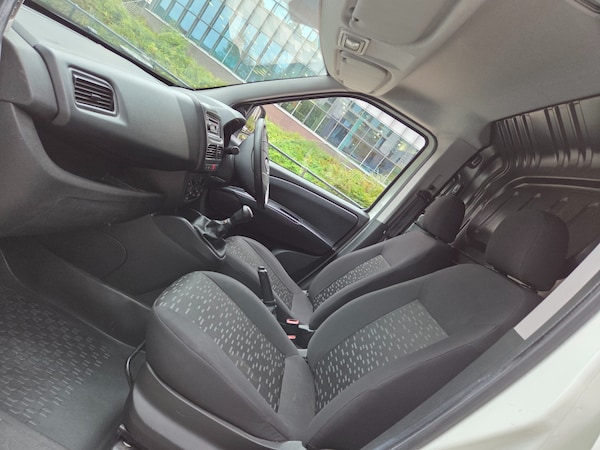 Used Vauxhall Combo 2014 for sale - 76218941: Photo 9