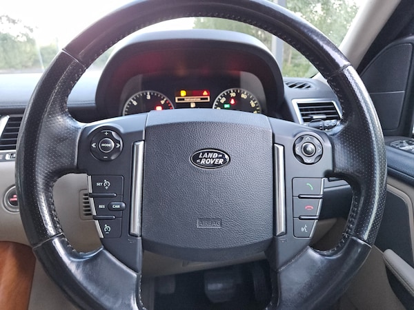 Used Land Rover Range Rover Sport 2010 for sale - 75742170: Photo 13
