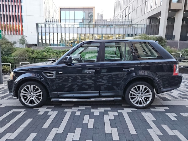 Used Land Rover Range Rover Sport 2010 for sale - 75742170: Photo 1