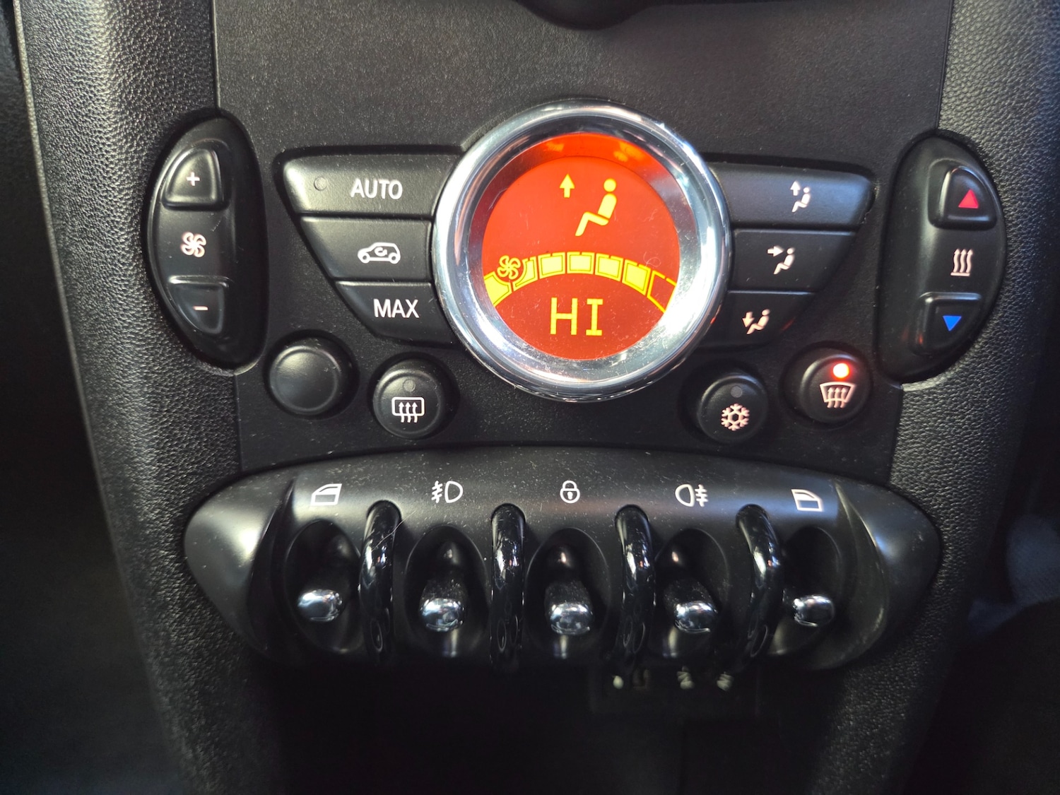 Used MINI Clubman 2010 for sale - 76702527: Photo 12