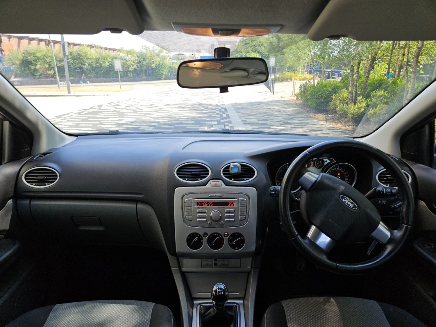 Ford Focus 2008 (58) - 1.8 TDCi Zetec 5dr - Image 14