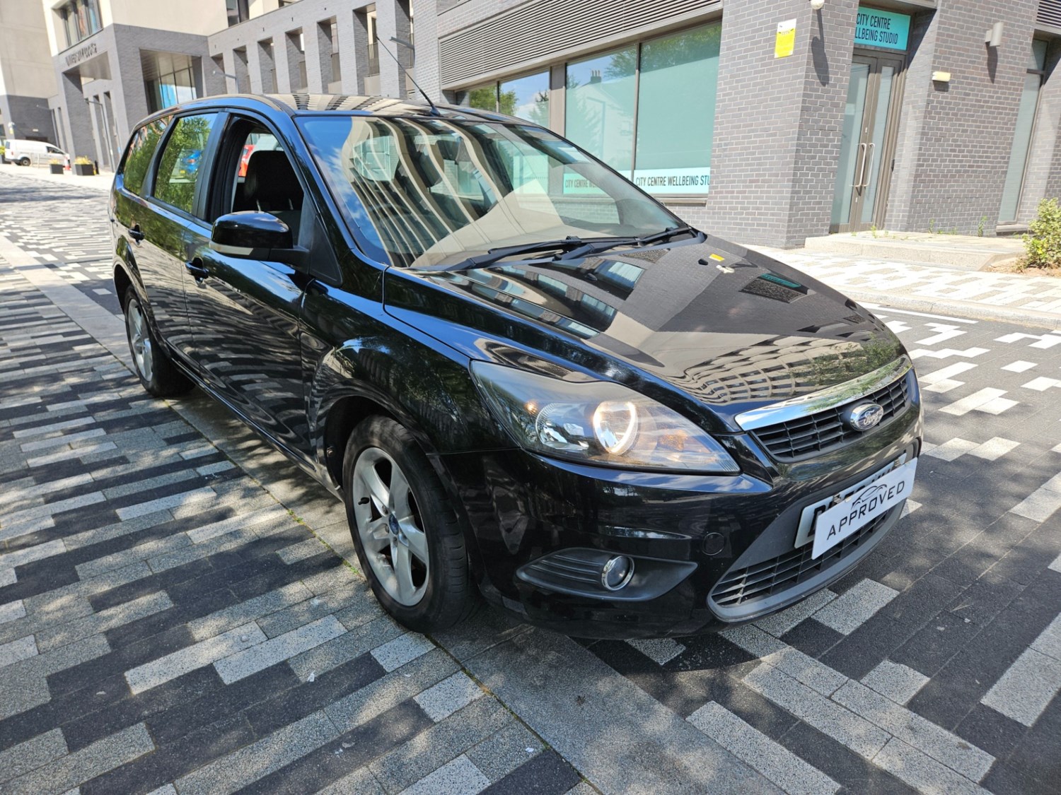 Ford Focus 2008 (58) - 1.8 TDCi Zetec 5dr - Image 4