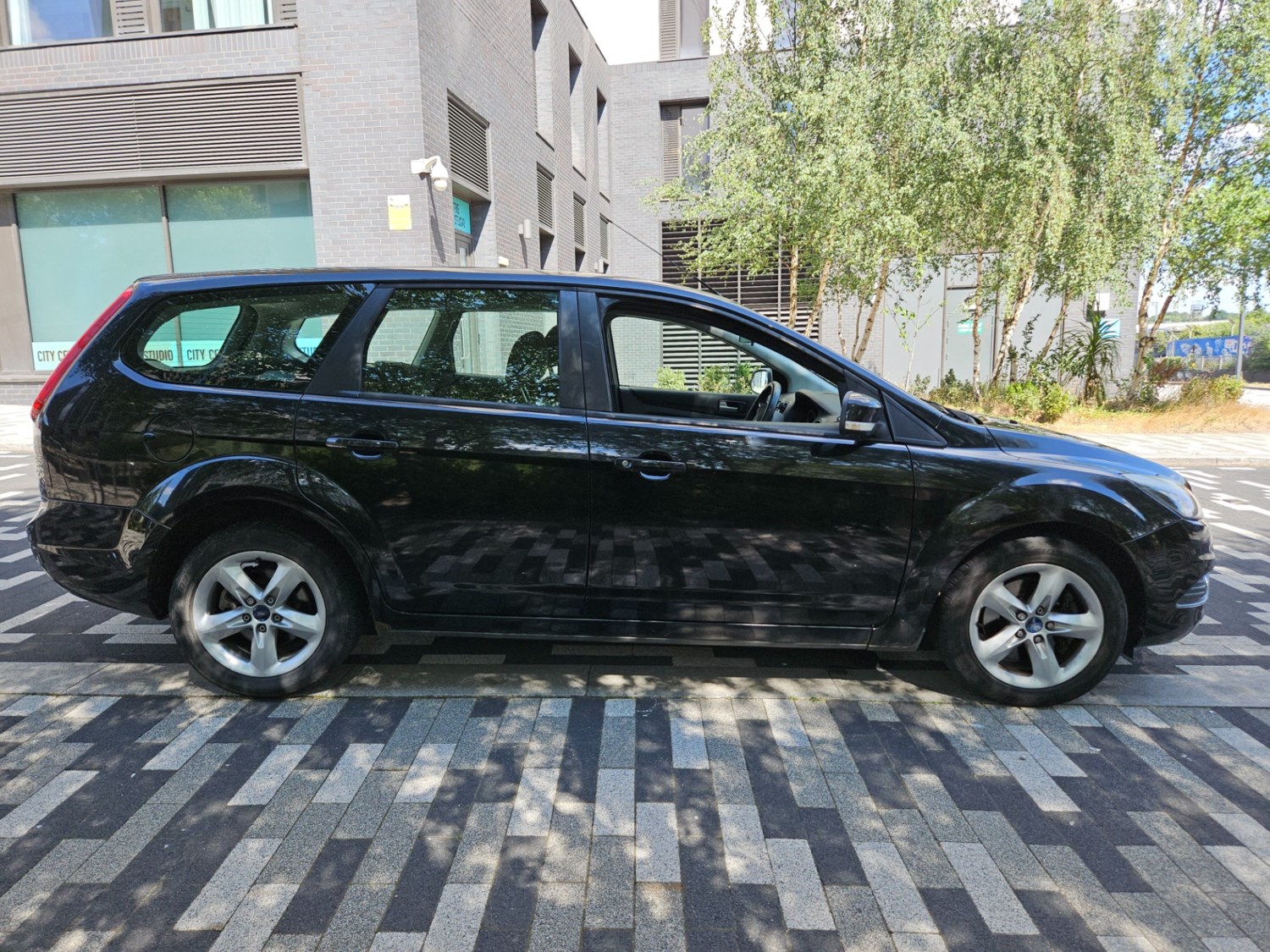 Ford Focus 2008 (58) - 1.8 TDCi Zetec 5dr - Image 6