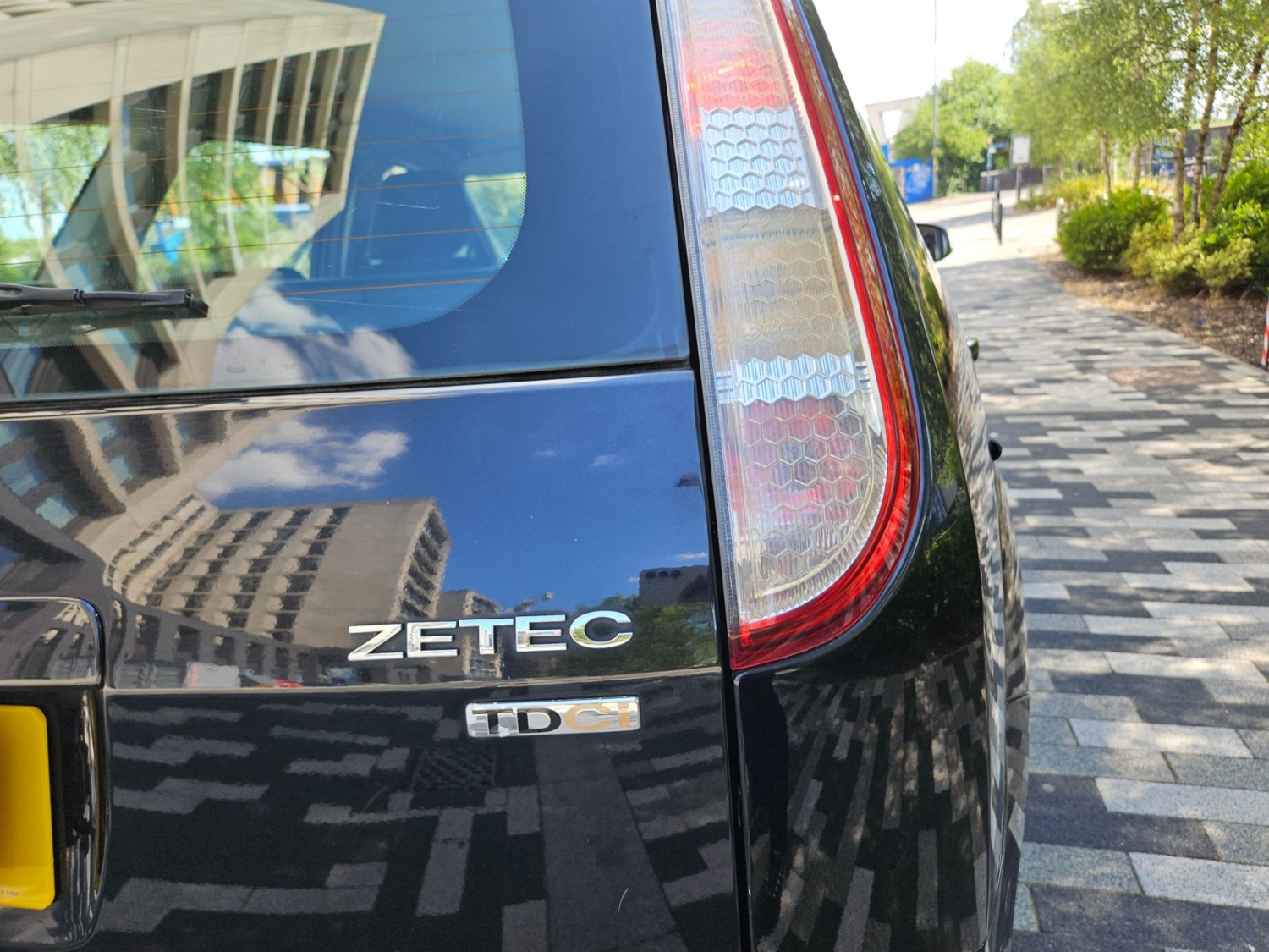 Ford Focus 2008 (58) - 1.8 TDCi Zetec 5dr - Image 9