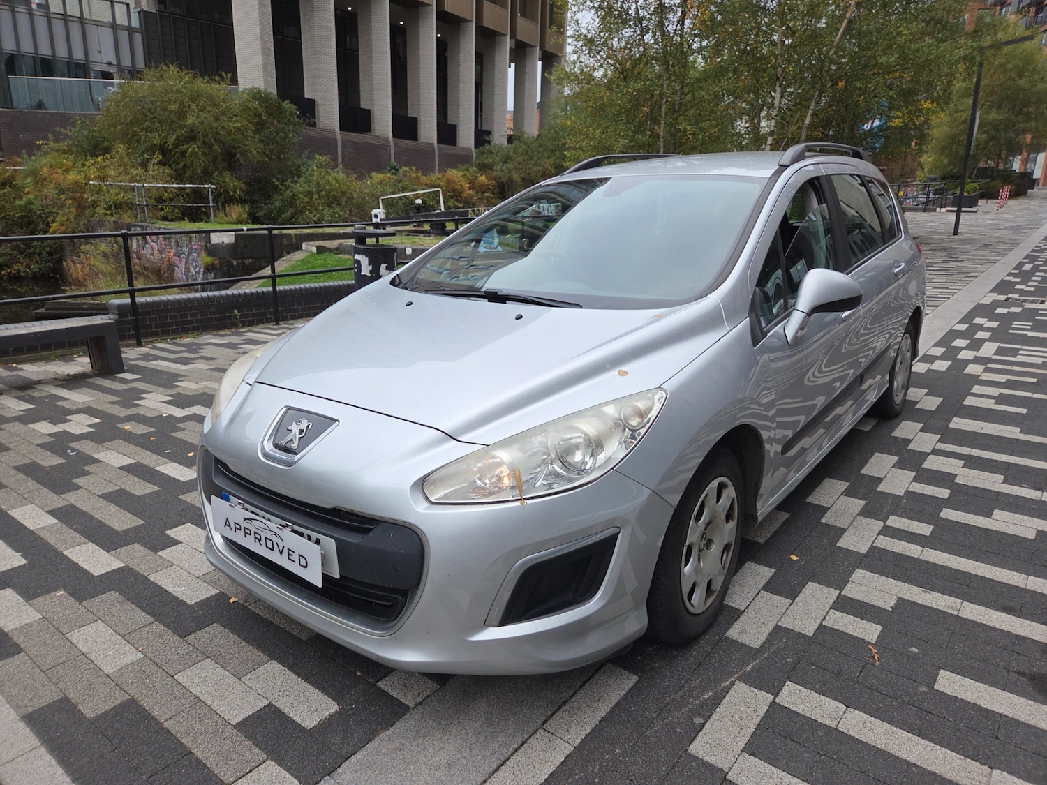 Used Peugeot 308 2011 for sale - 77359399: Photo 19