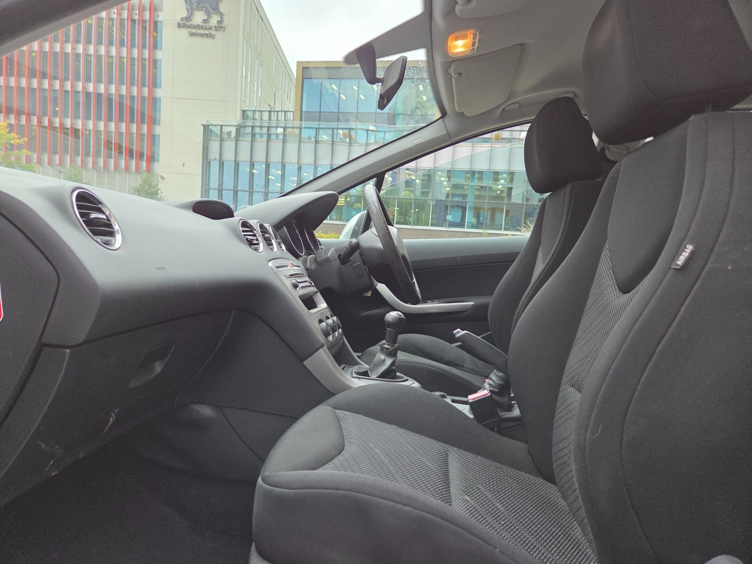 Used Peugeot 308 2011 for sale - 77359399: Photo 8