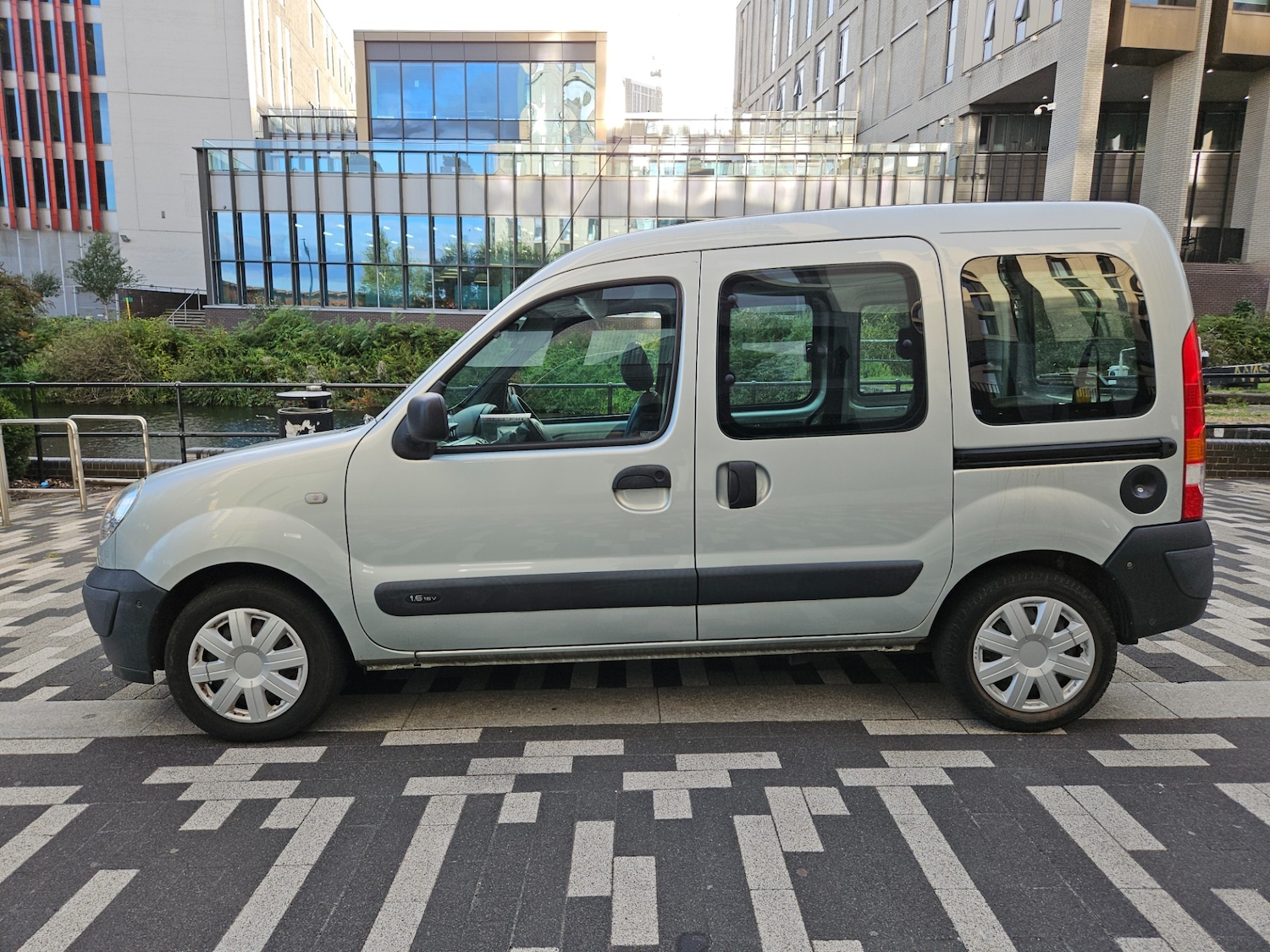 Vehicle 1