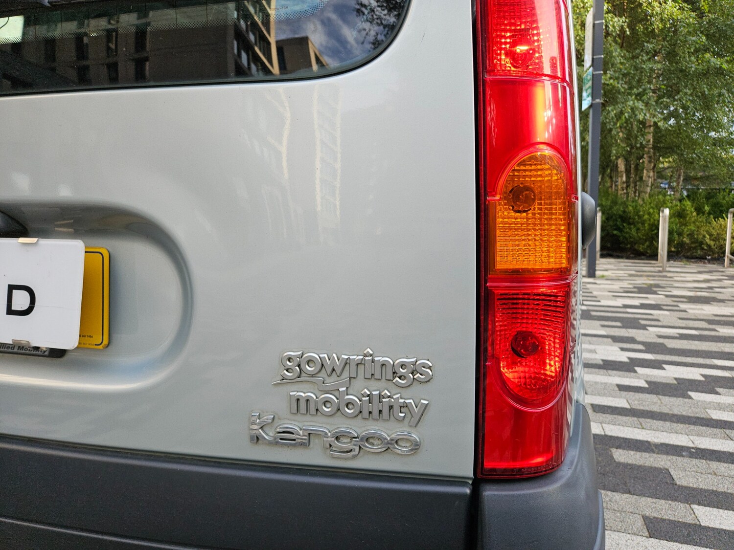 Vehicle 21