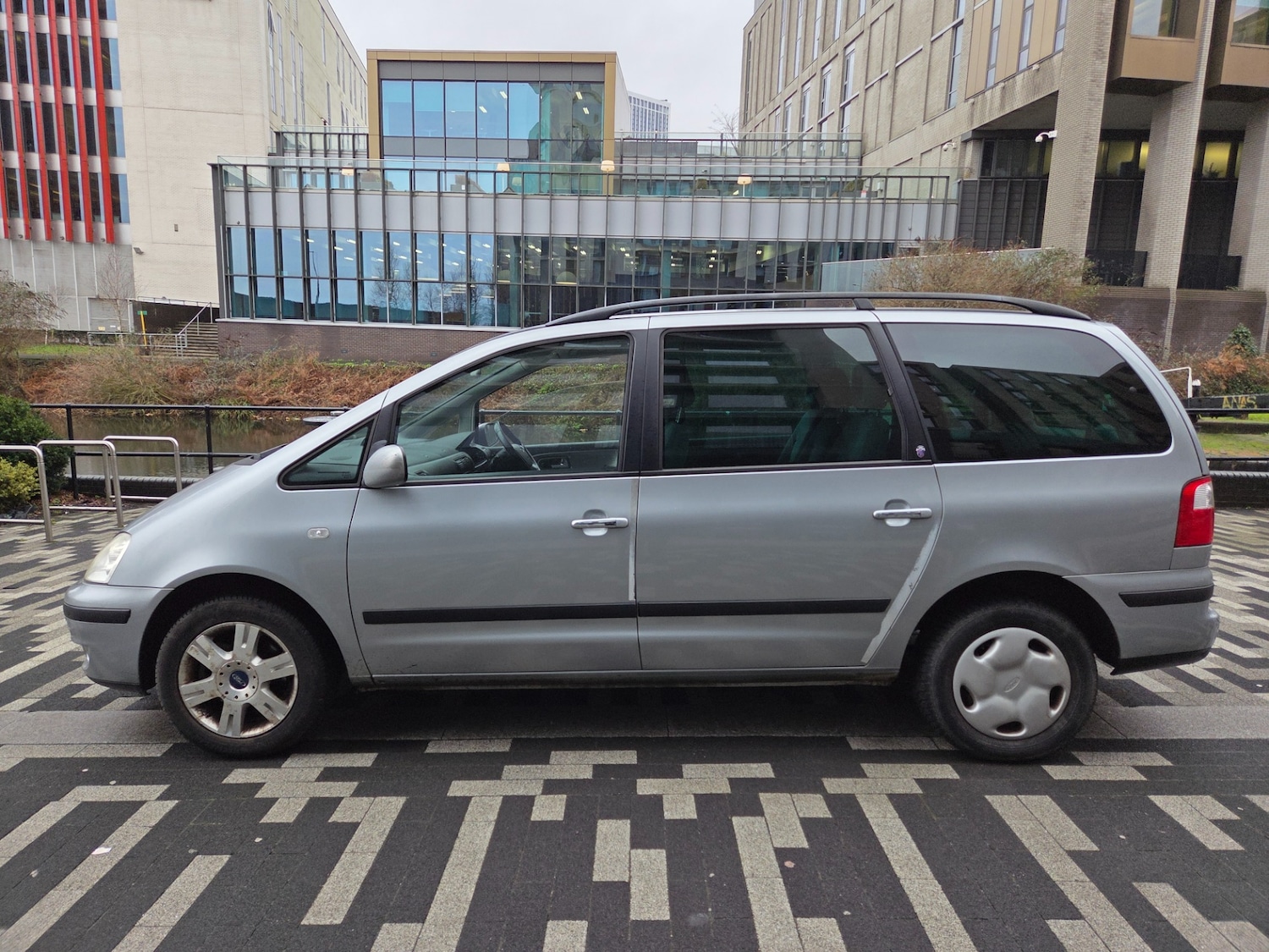 Used Ford Galaxy 2004 for sale - 77385603: Photo 1