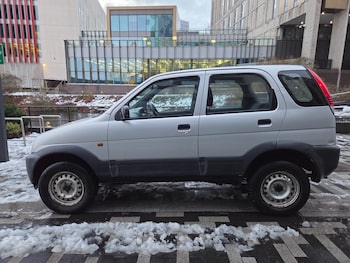 Used Daihatsu Terios 2002 for sale - 77144711: Photo