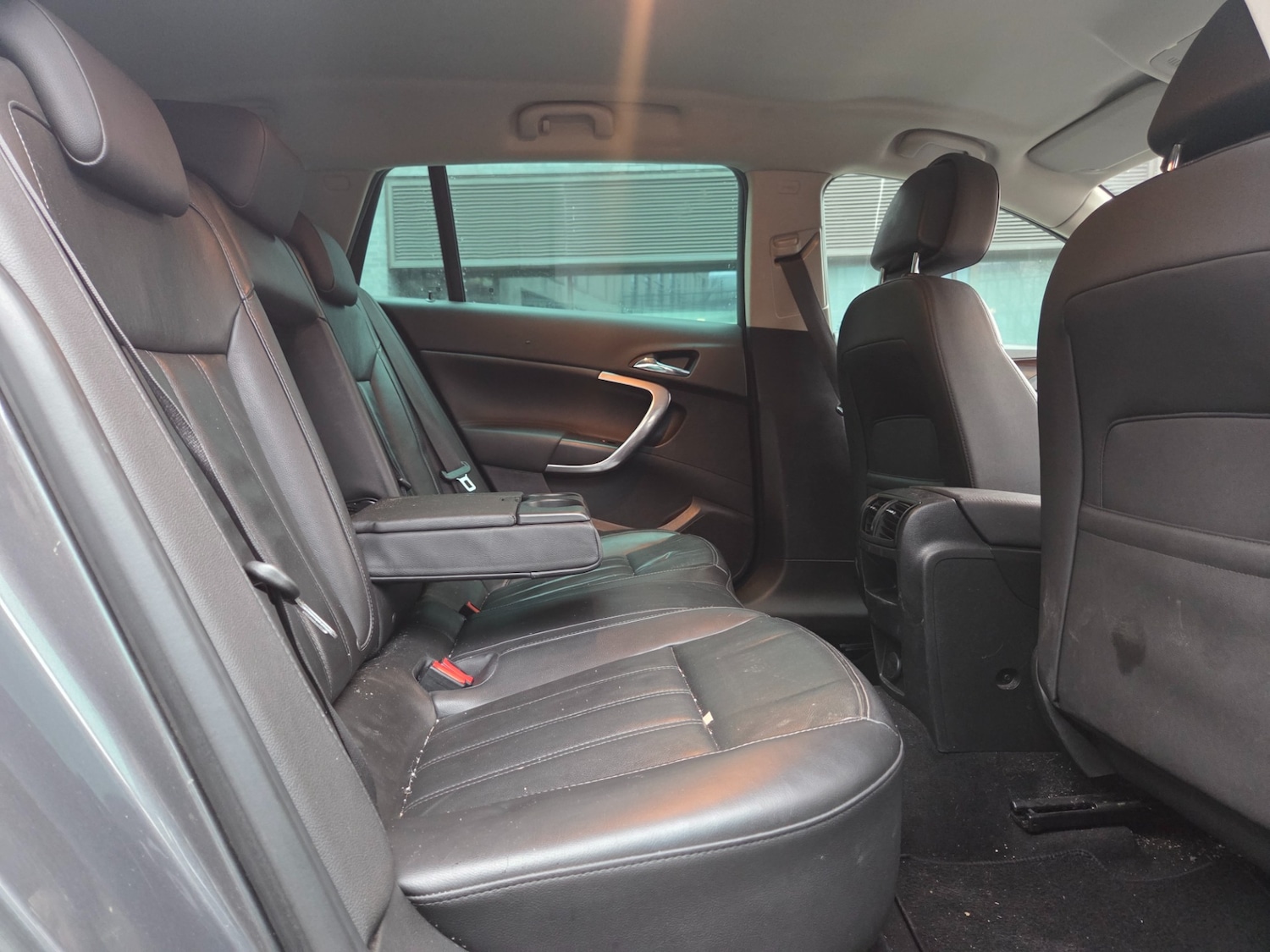 Used Vauxhall Insignia 2011 for sale - 77242269: Photo 7