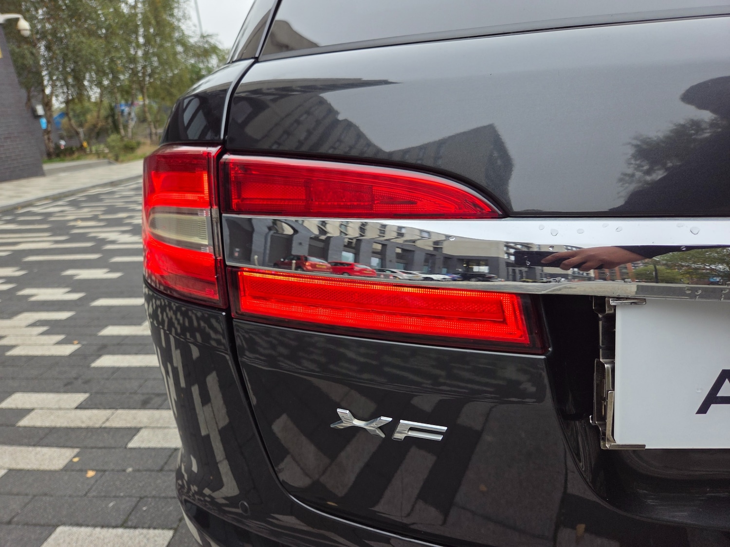 Used Jaguar XF 2013 for sale - 76397210: Photo 17