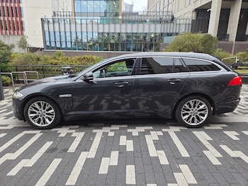Used Jaguar XF 2013 for sale - 76397210: Photo