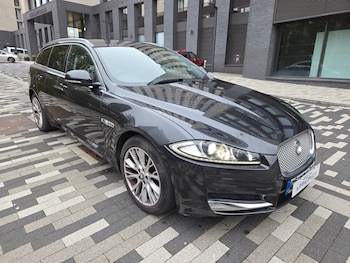 Used Jaguar XF 2013 for sale - 76397210: Photo