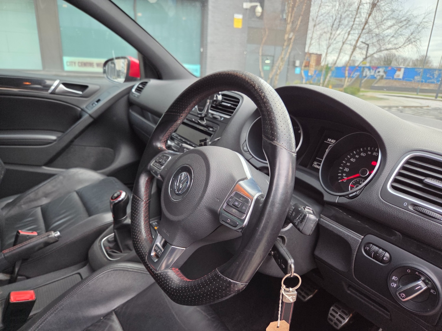 Used Volkswagen Golf 2010 for sale - 77072918: Photo 10