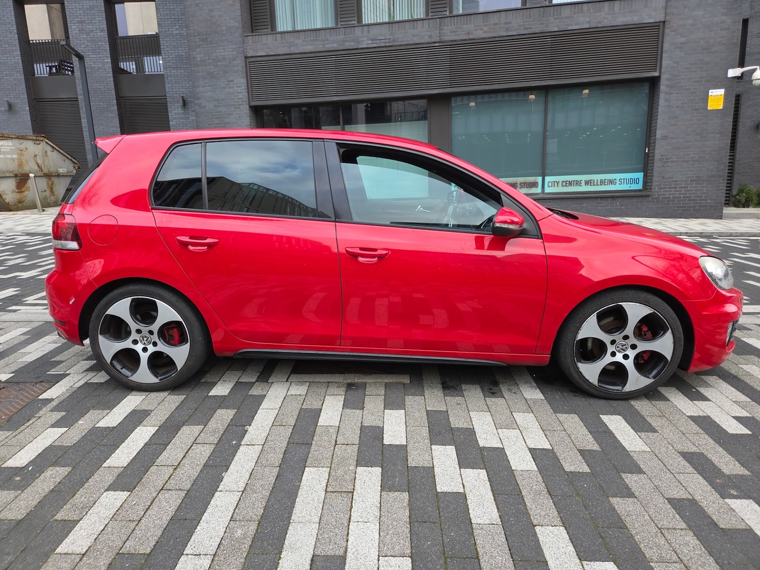 Used Volkswagen Golf 2010 for sale - 77072918: Photo 16