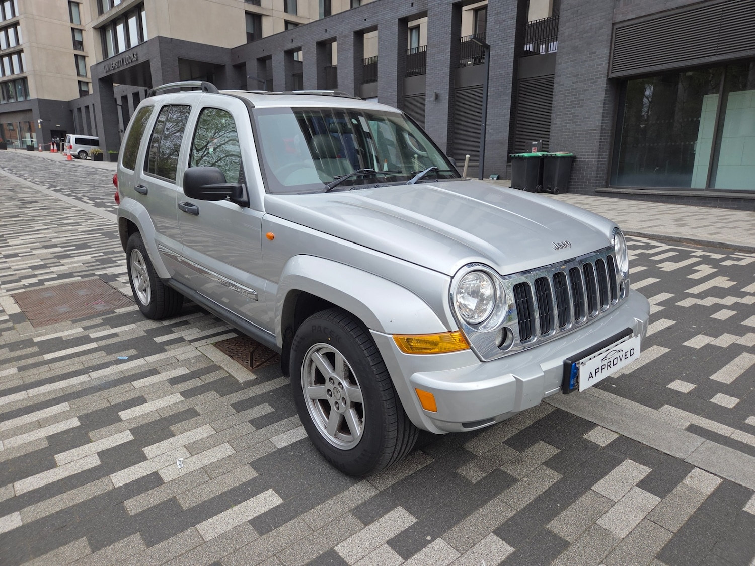 Used Jeep Cherokee 2006 for sale - 78183080: Photo 5