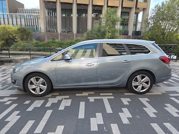 Used Vauxhall Astra 2013 for sale - 79537774: Photo