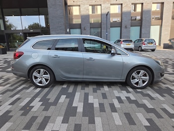 Used Vauxhall Astra 2013 for sale - 79537774: Photo