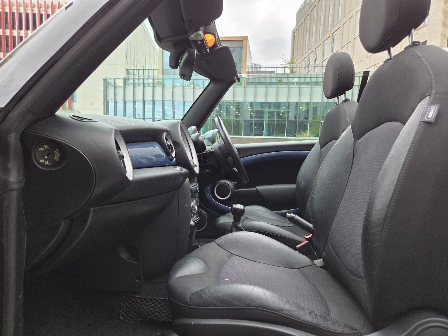 Used MINI Convertible 2011 for sale - 78183530: Photo 12