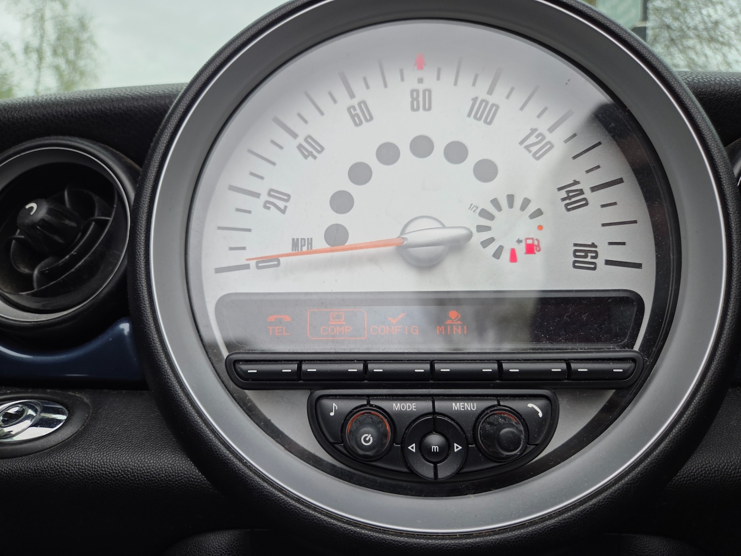 Used MINI Convertible 2011 for sale - 78183530: Photo 18