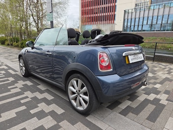 Used MINI Convertible 2011 for sale - 78183530: Photo