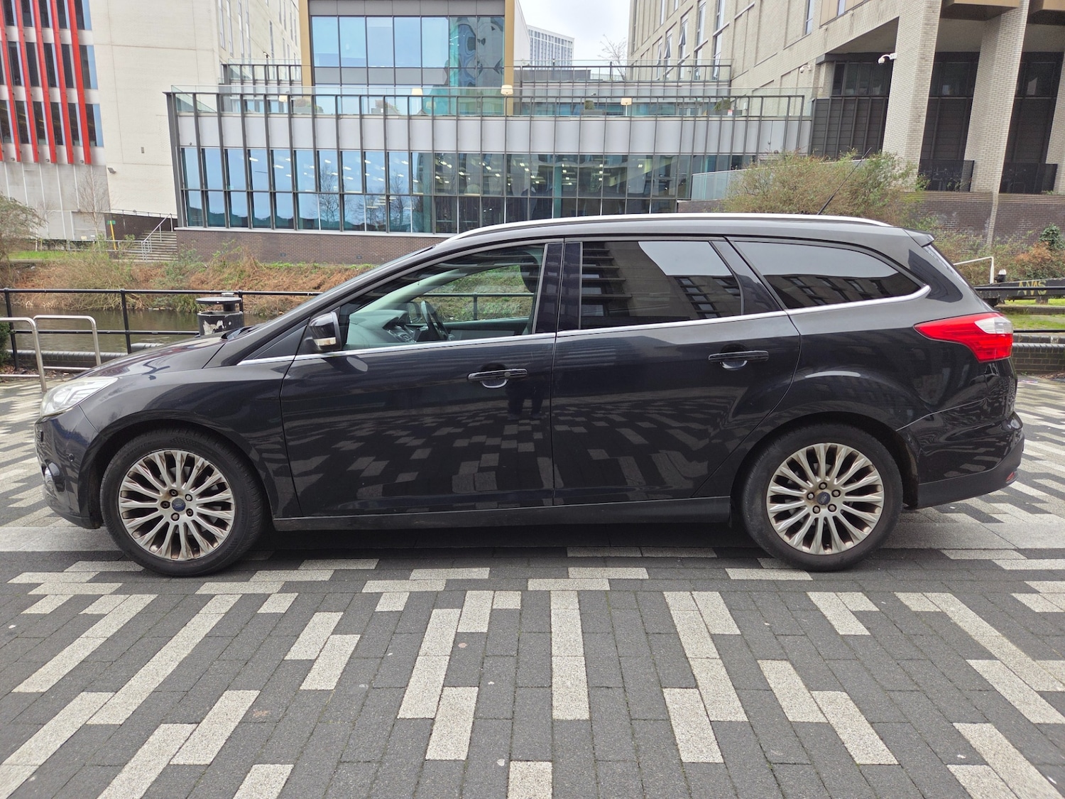 Used Ford Focus 2012 for sale - 77840131: Photo 7