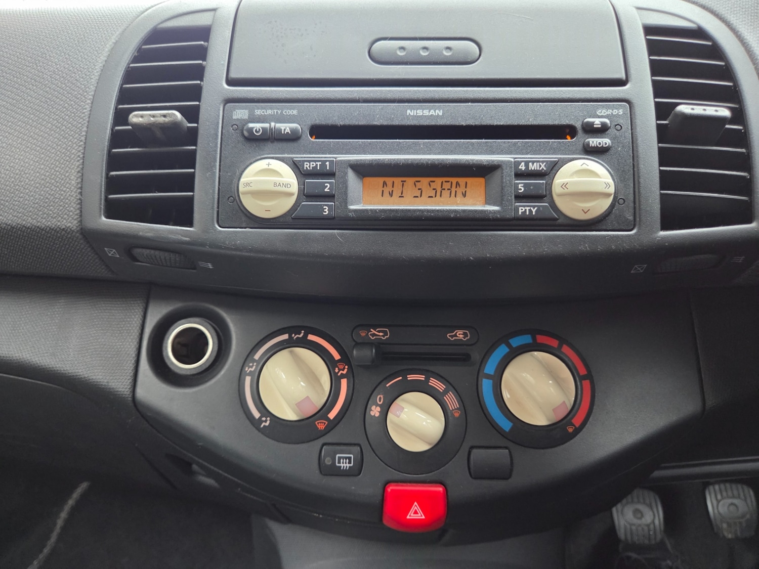 Used Nissan Micra 2006 for sale - 77508858: Photo 14